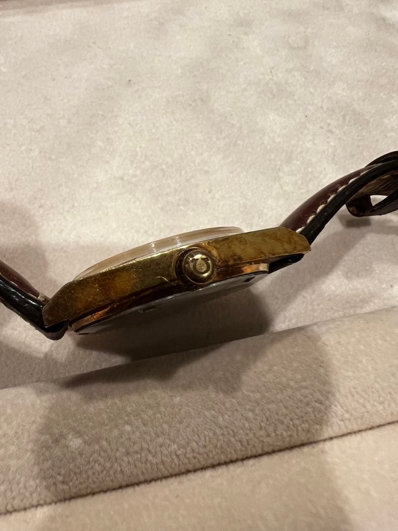 【中古】OMEGA Geneve 136.0049 デイト付 手巻き GOLD