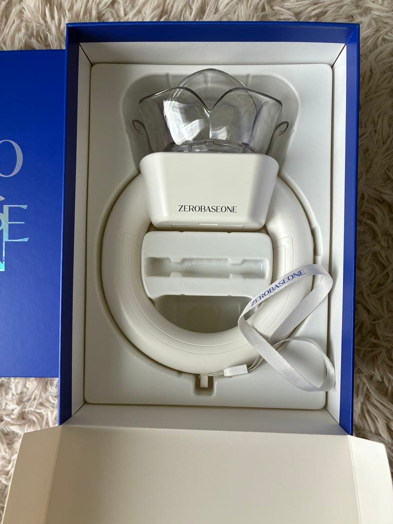 ZEROBASONE ペンライト ゴヌク