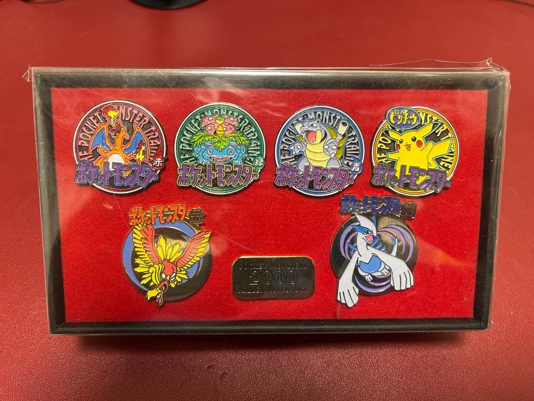 【希少】ポケットモンスター ミレニアムピンバッジセット　2000年