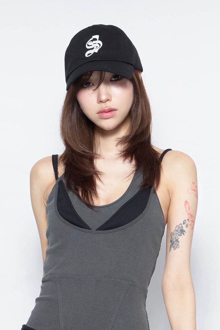 theredthread ホワイト S logo cap scarlet