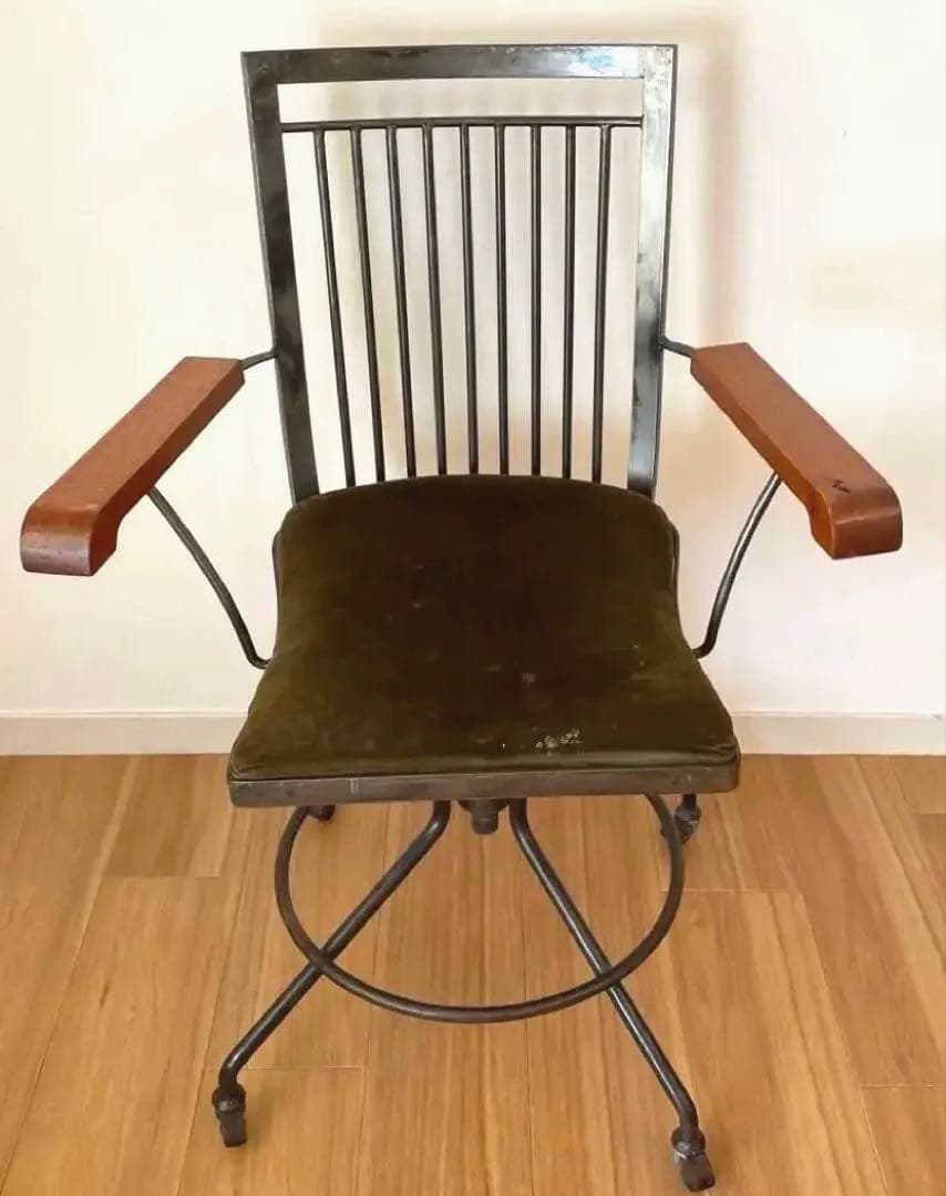 アイアンチェア インダストリアル　アンティーク　回転椅子