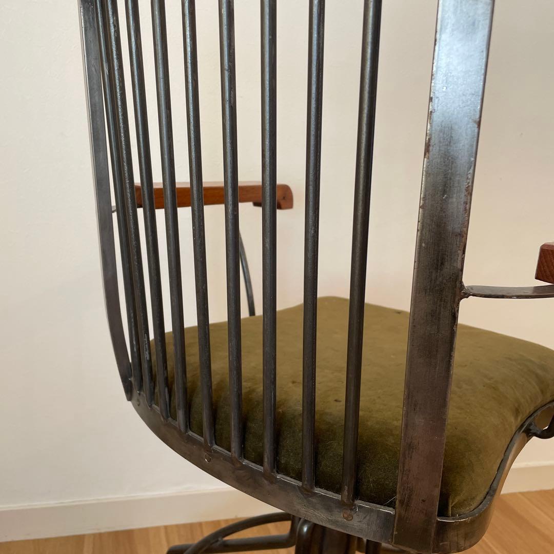 アイアンチェア インダストリアル　アンティーク　回転椅子