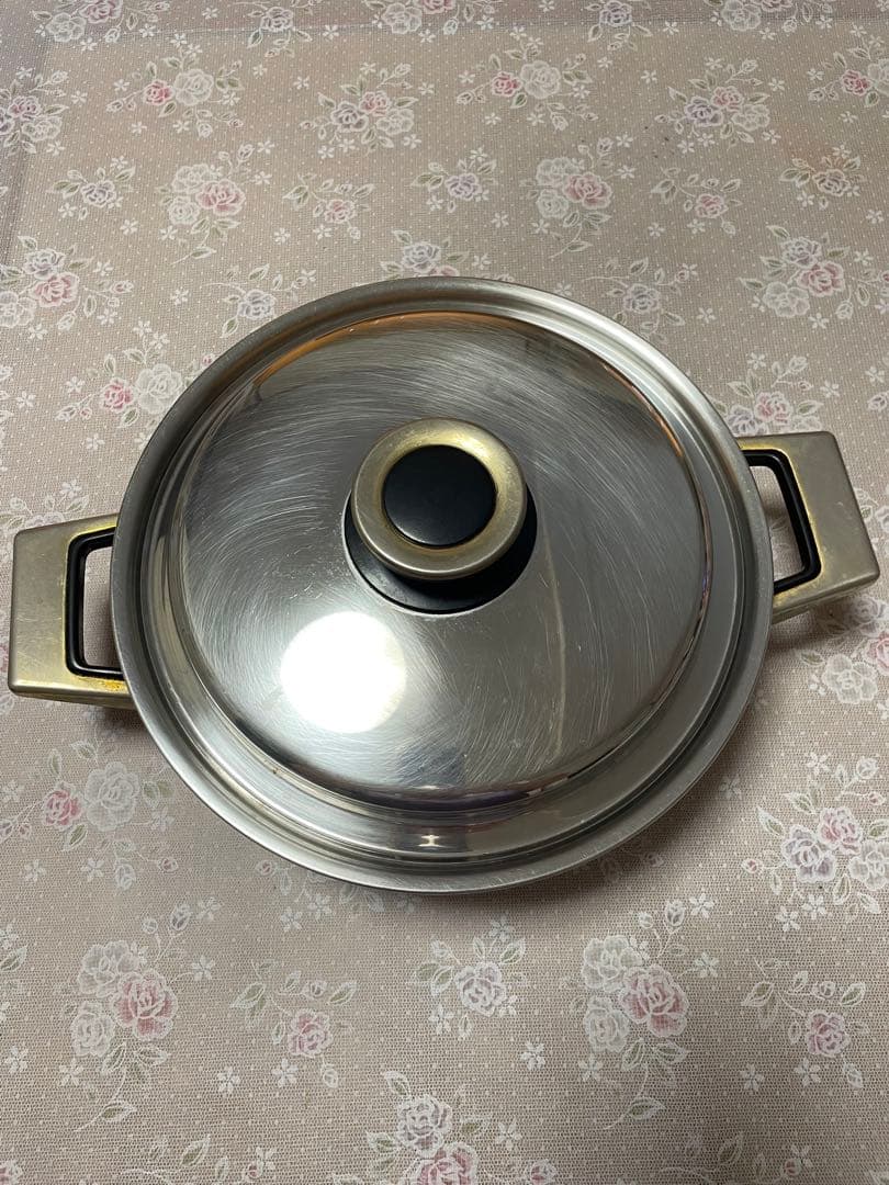 タッパウェアーRainbow Cooker ステンレス両手鍋 中型 蓋付き