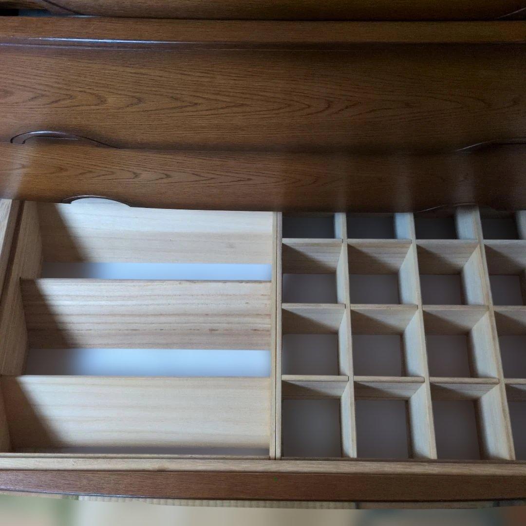 桐製ダークブラウン箪笥