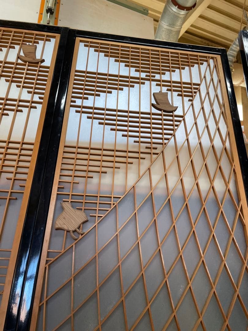 建具　書院　組み子彫刻入れ込み　干し網模様