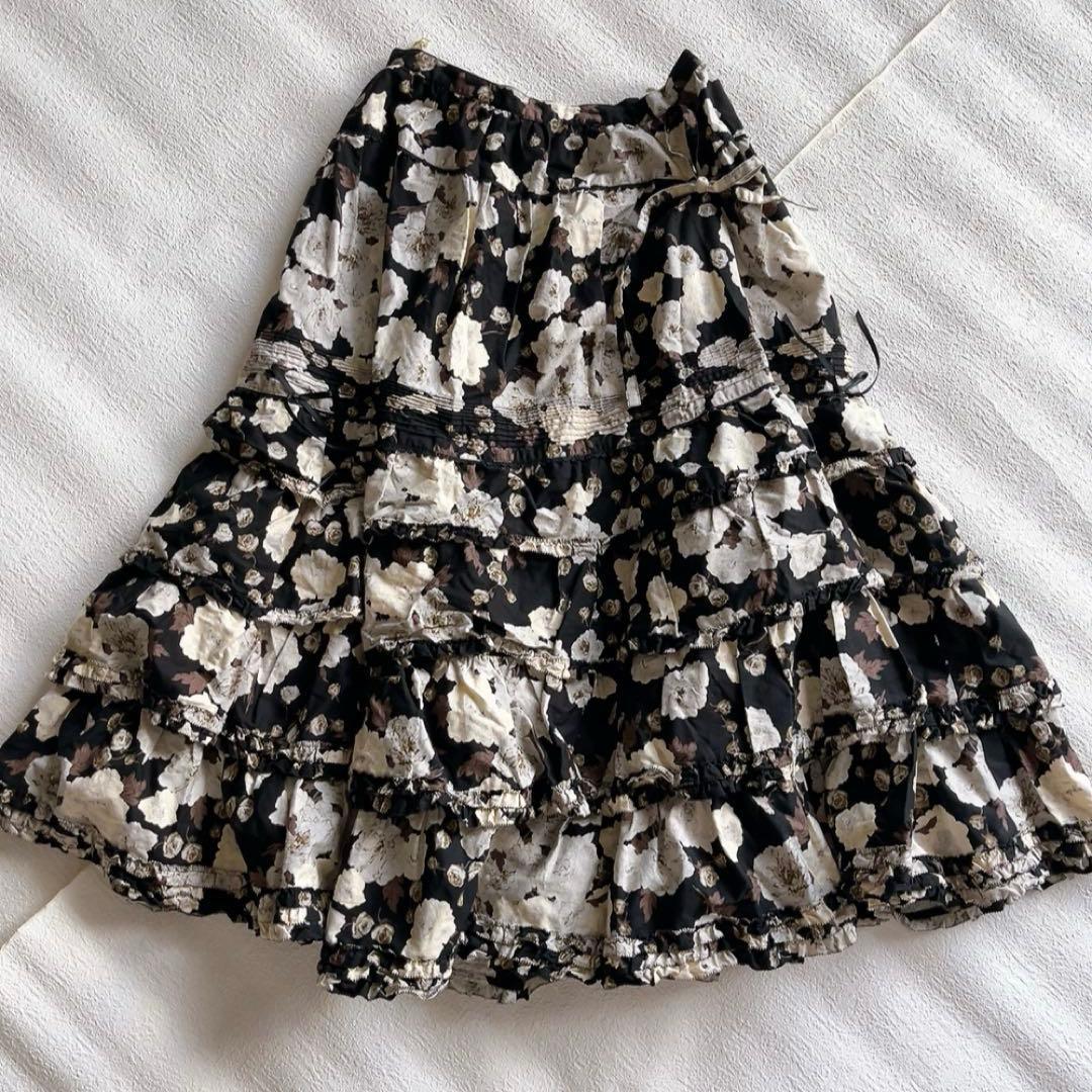 ピンクハウス　花柄ティアードフリルスカート　リボン　コットン　ブラック/ホワイト