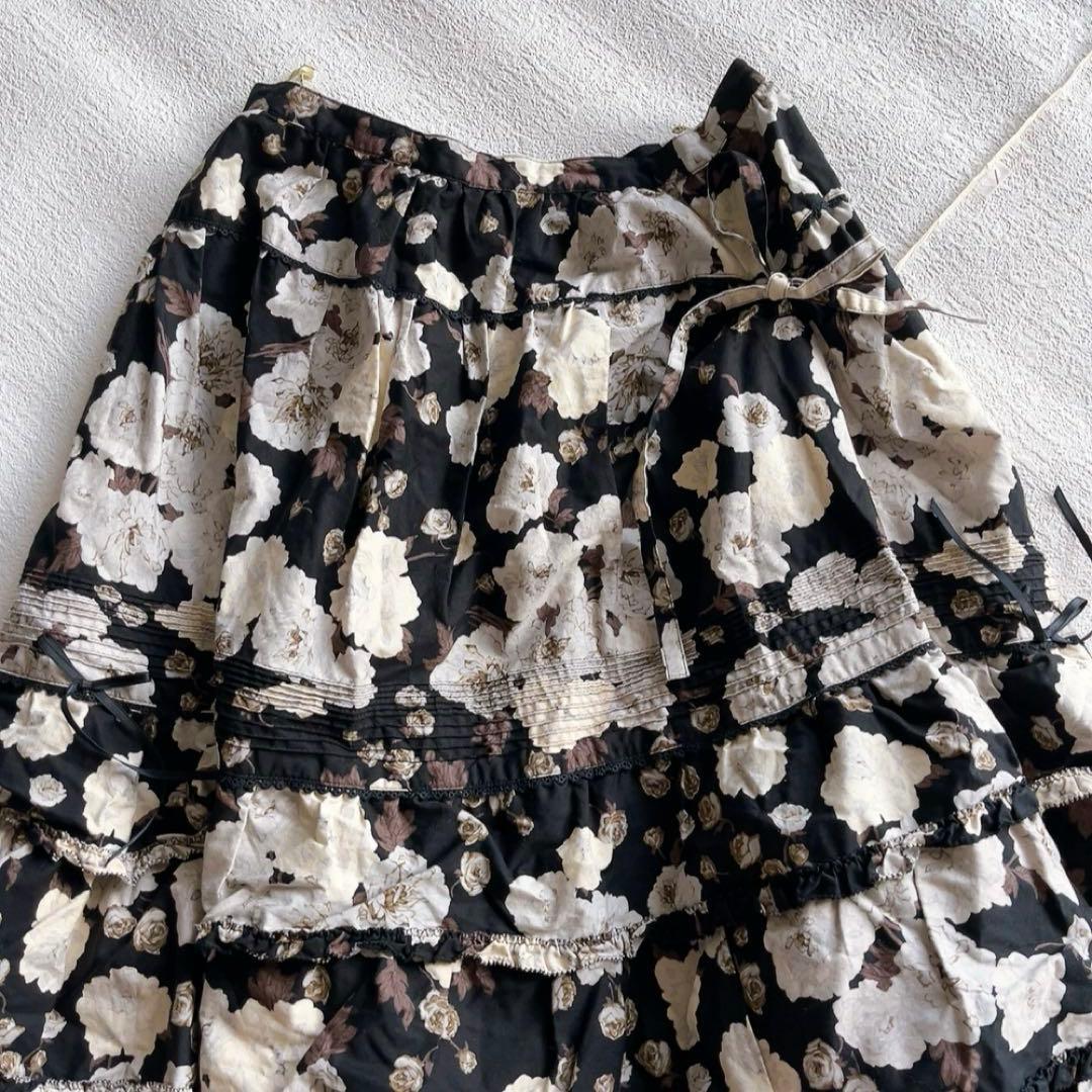 ピンクハウス　花柄ティアードフリルスカート　リボン　コットン　ブラック/ホワイト