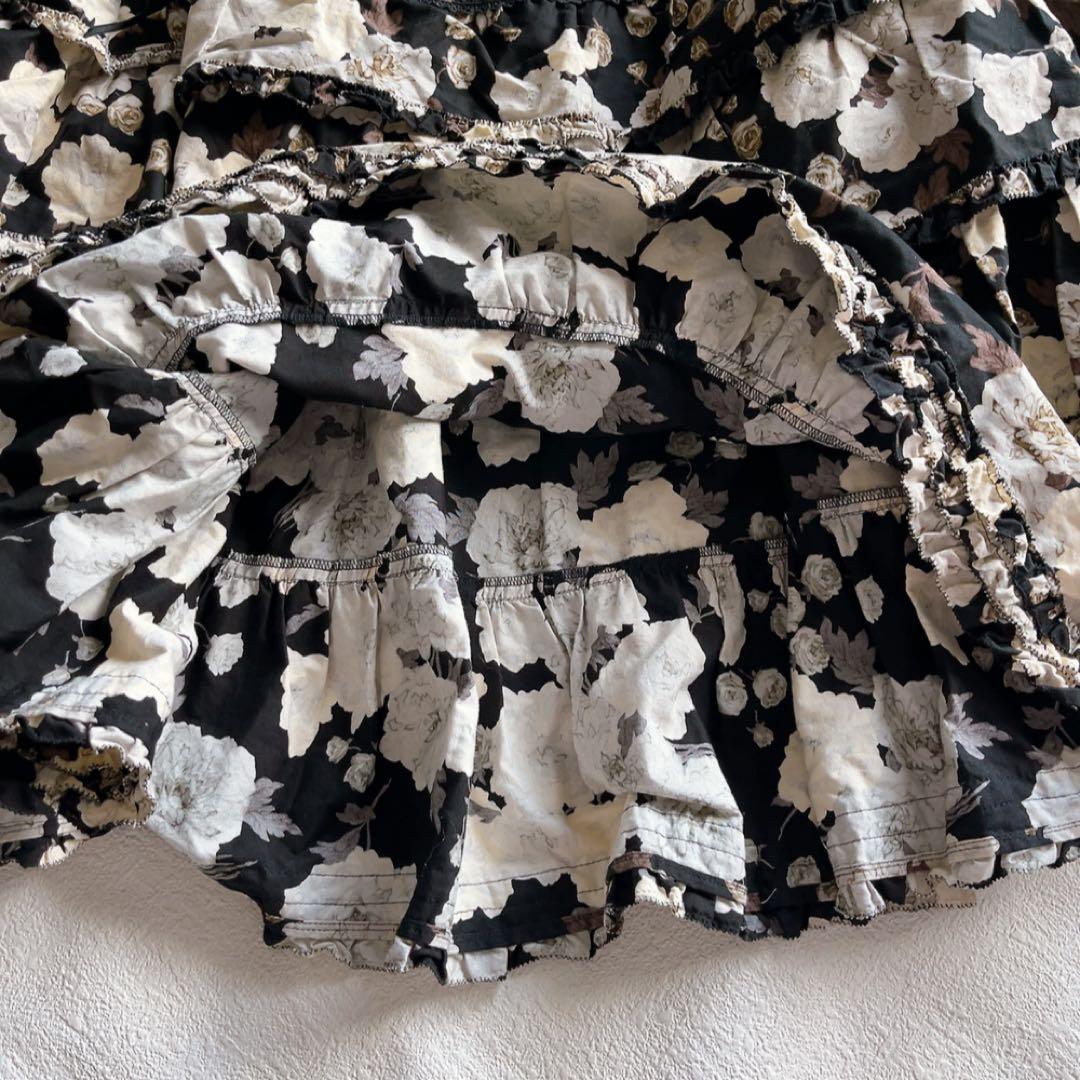 ピンクハウス　花柄ティアードフリルスカート　リボン　コットン　ブラック/ホワイト