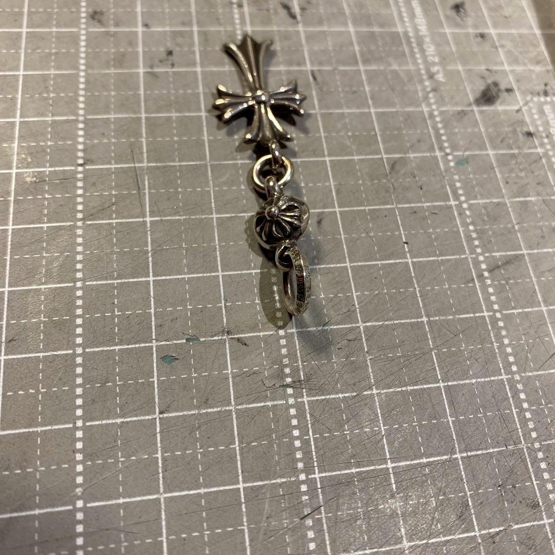 クロムハーツ 1ボールタイニーCHクロスチャーム