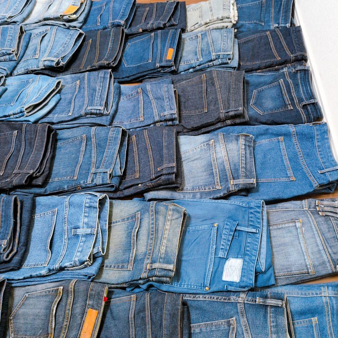 デニムパンツ まとめ売り40本 リメイク素材 ハンドメイド リペア生地 はぎれ