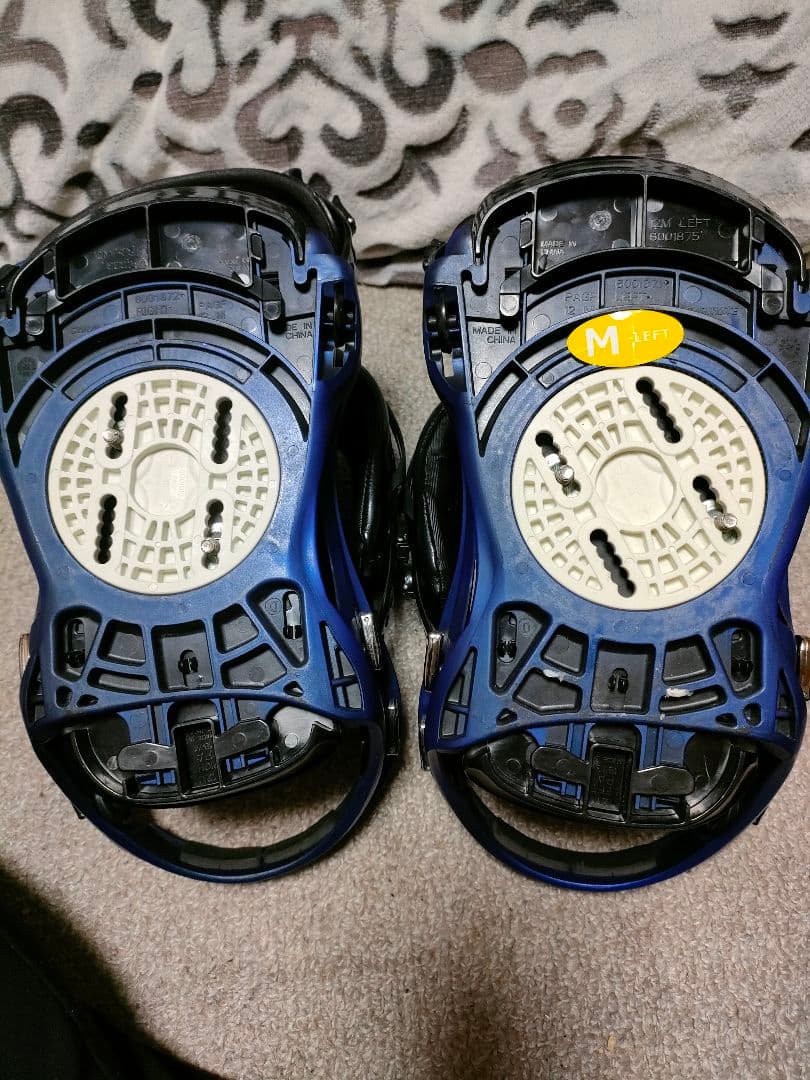 FLUX DS スノーボードビンディング 青/黒