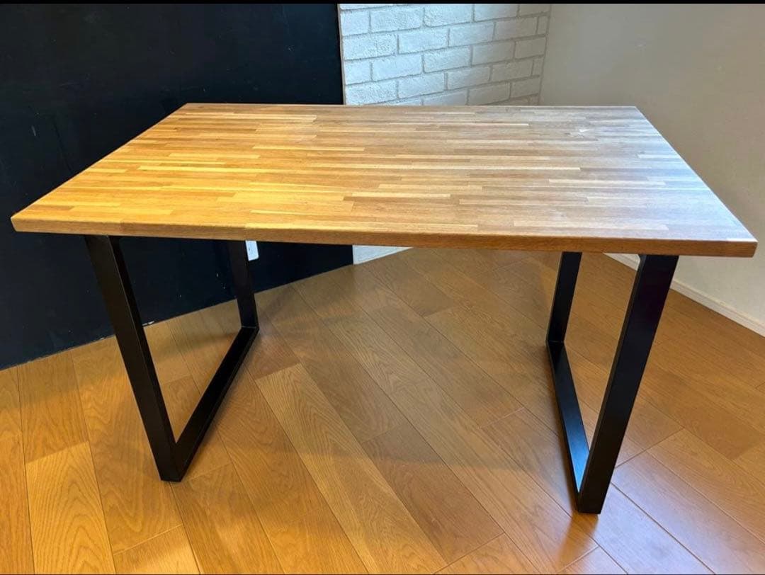 木製長方形ダイニングテーブル