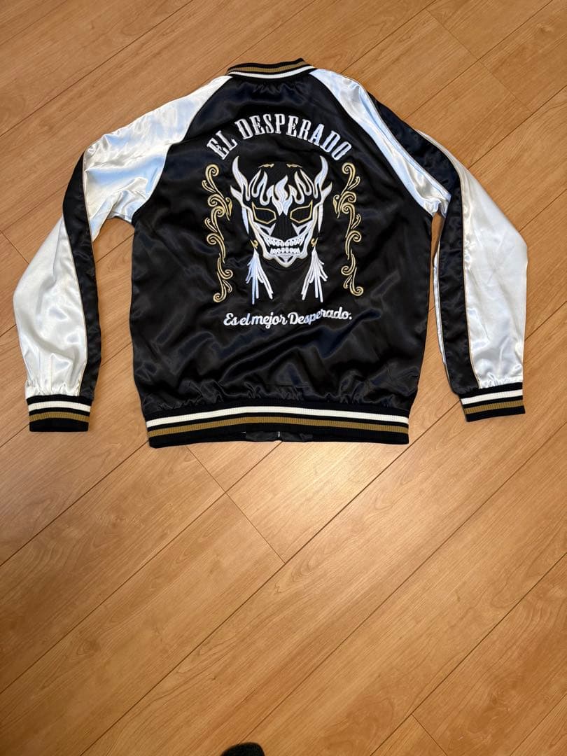 エル・デスペラード リバーシブルスカジャン