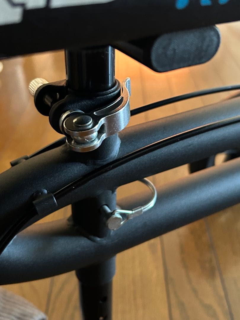 Knee Rover 膝用歩行器(ニースクーター) ブラック