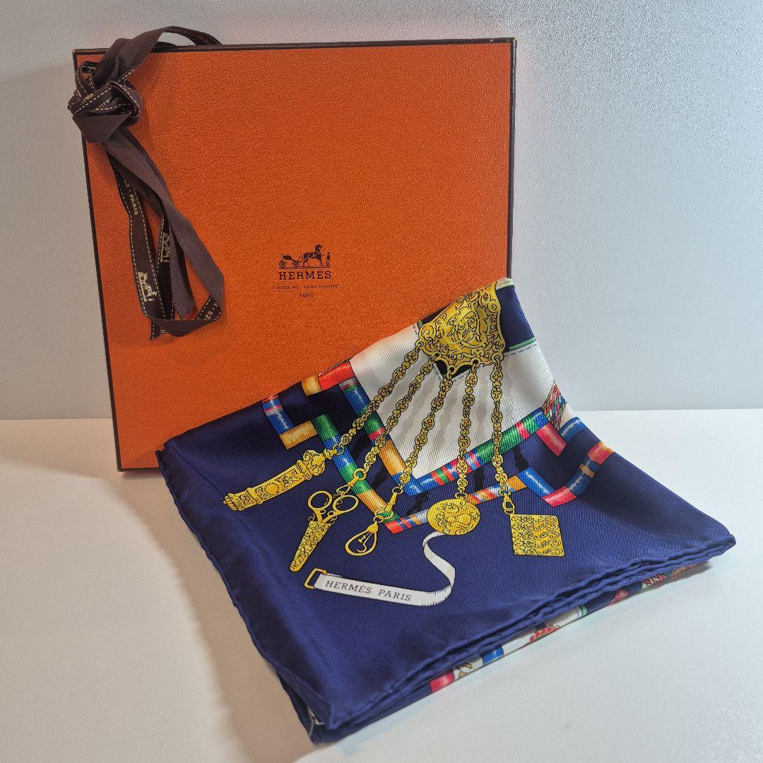 HERMES エルメス カレ90 スカーフ Petite main