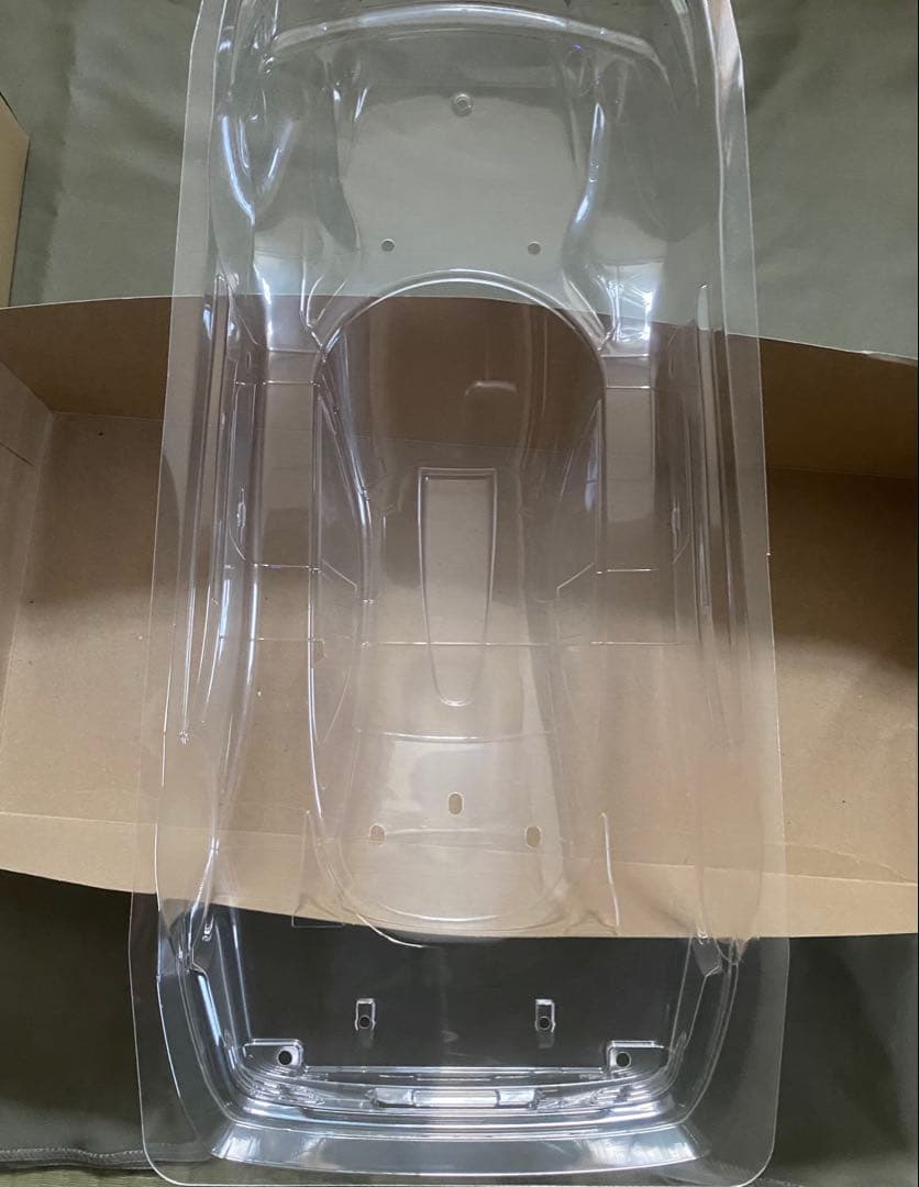 タミヤTA-03R-TRFスペシャル　ベンツCLK-GTRボディ 未使用品