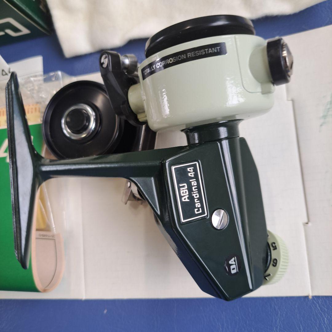 ABU Cardinal 44 カーディナルスピニングリール新品未使用カードあり