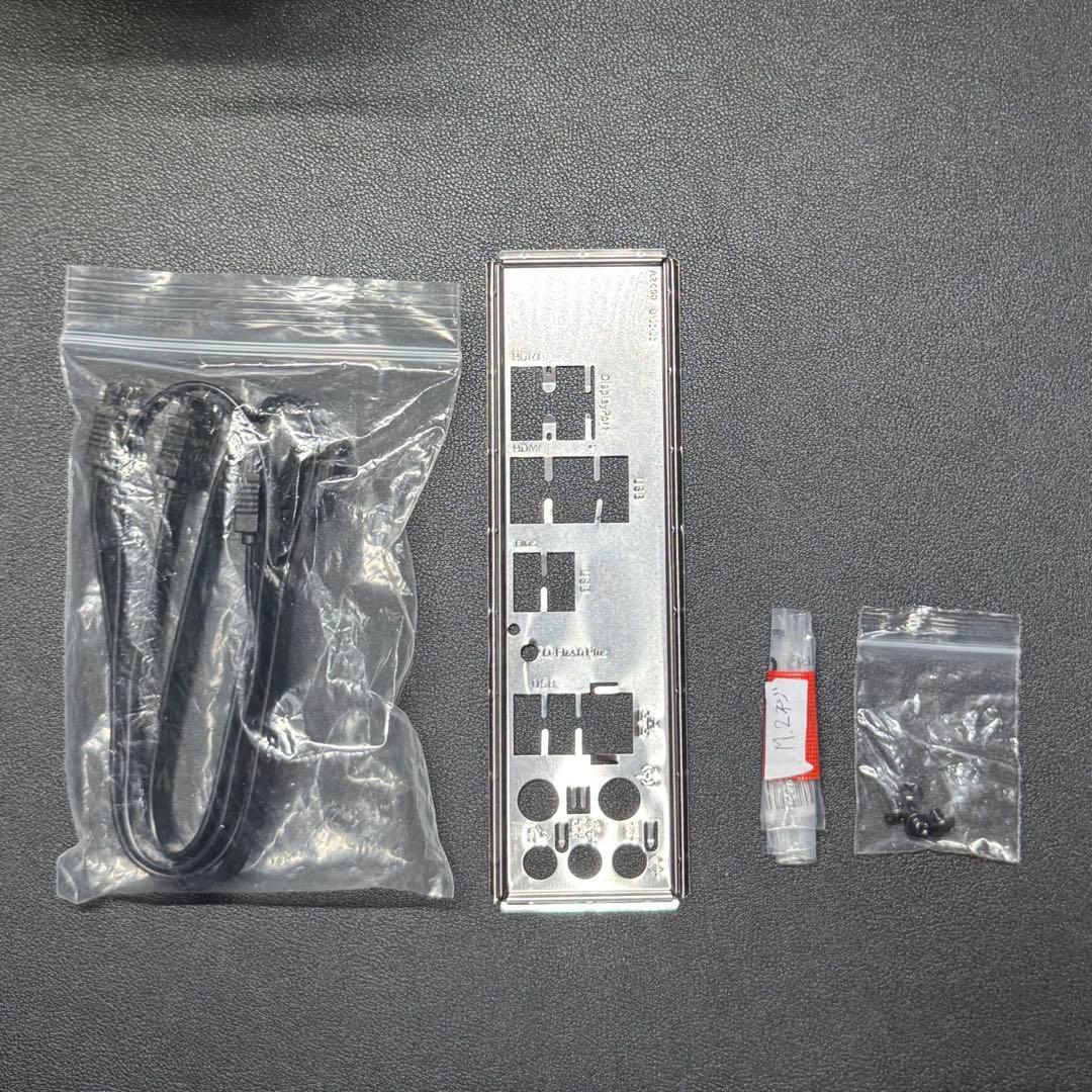 GIGABYTE A520I AC マザーボード　itx