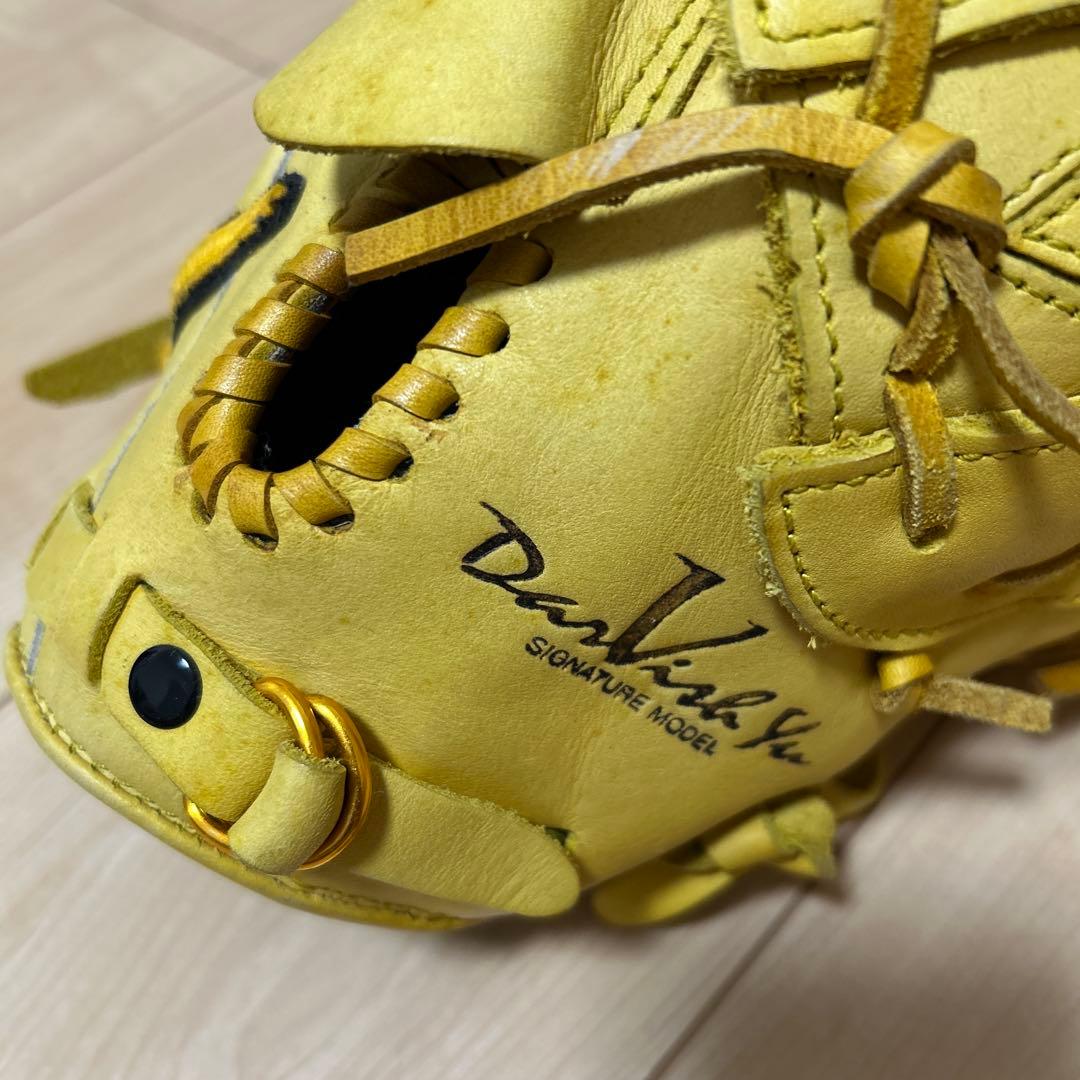 SUMMERさんNike Signature Model 軟式グローブ イエロー