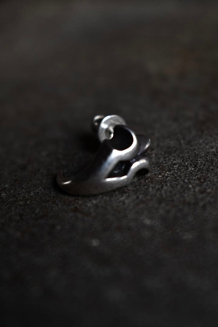 Loud style design ピアス　anger シルバー925 ユリウス