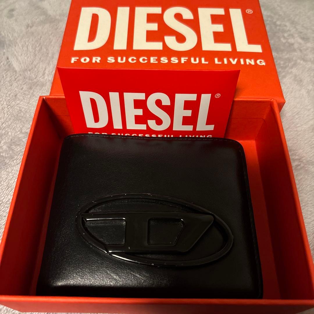 DIESEL 二つ折り財布 ブラック IS310