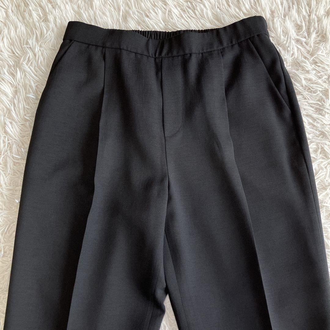 極美品 INDIVI 洗える ノーカラージャケット パンツスーツ ブラック 40