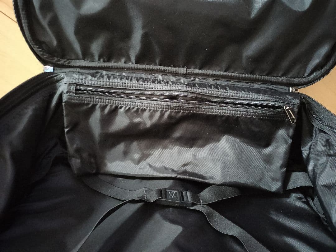 LONGCHAMP ブラック キャリーケース