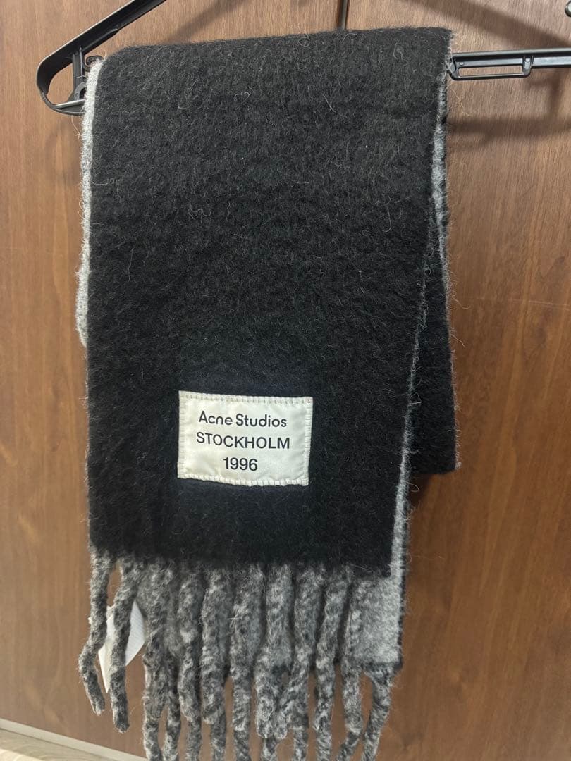 Acne Studios バイカラーアルパカスカーフ　マフラー