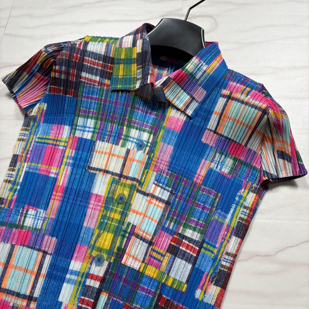 ア*マ様 【未使用級】 プリーツプリーズ イッセイミヤケ マルチカラー 半袖 シ