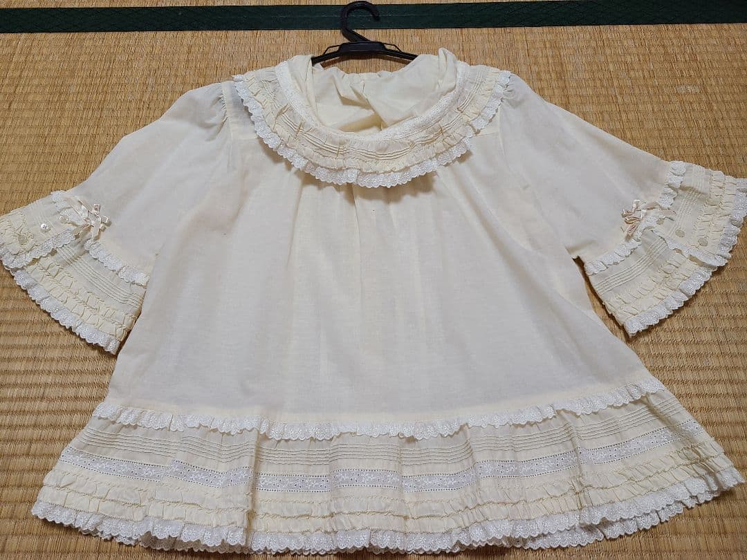 美品　ピンクハウス　2020　リボンブローチ付きフードブラウス 46200円