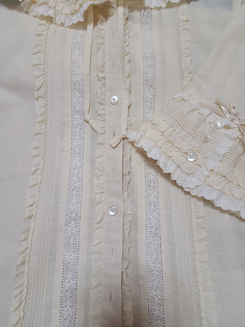 美品　ピンクハウス　2020　リボンブローチ付きフードブラウス 46200円