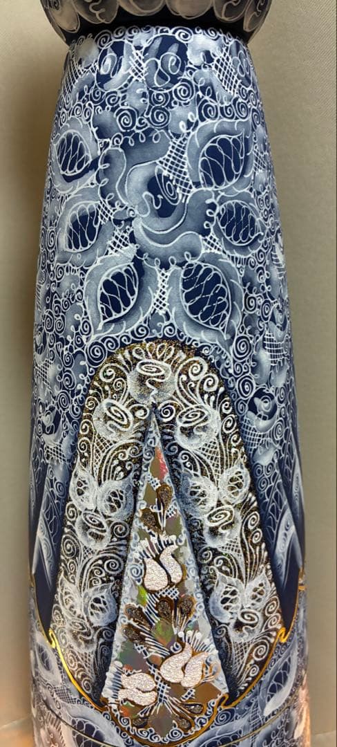 ロシア民芸品　木製のボトル入れ