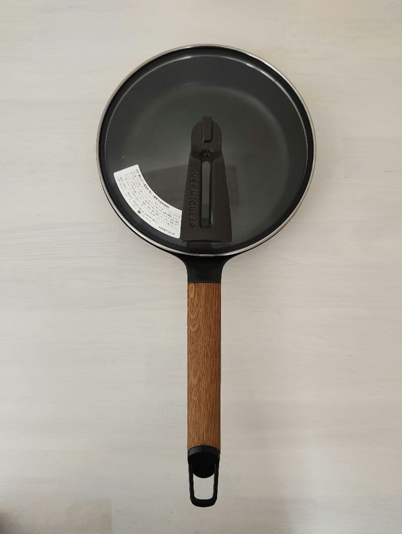 バーミキュラ　VERMICULAR　フライパン　20cm　　ガラス蓋付き