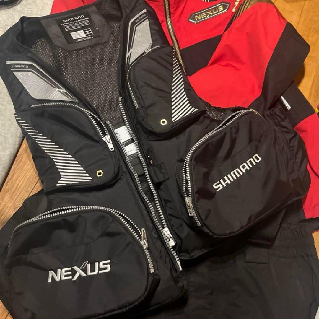 NEXUSウェア×ライフジャケット