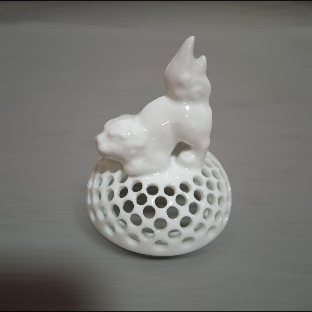 伊万里焼　香炉　白磁　 幸仙作　透し彫 　三足 　お香 　置物 　インテリア