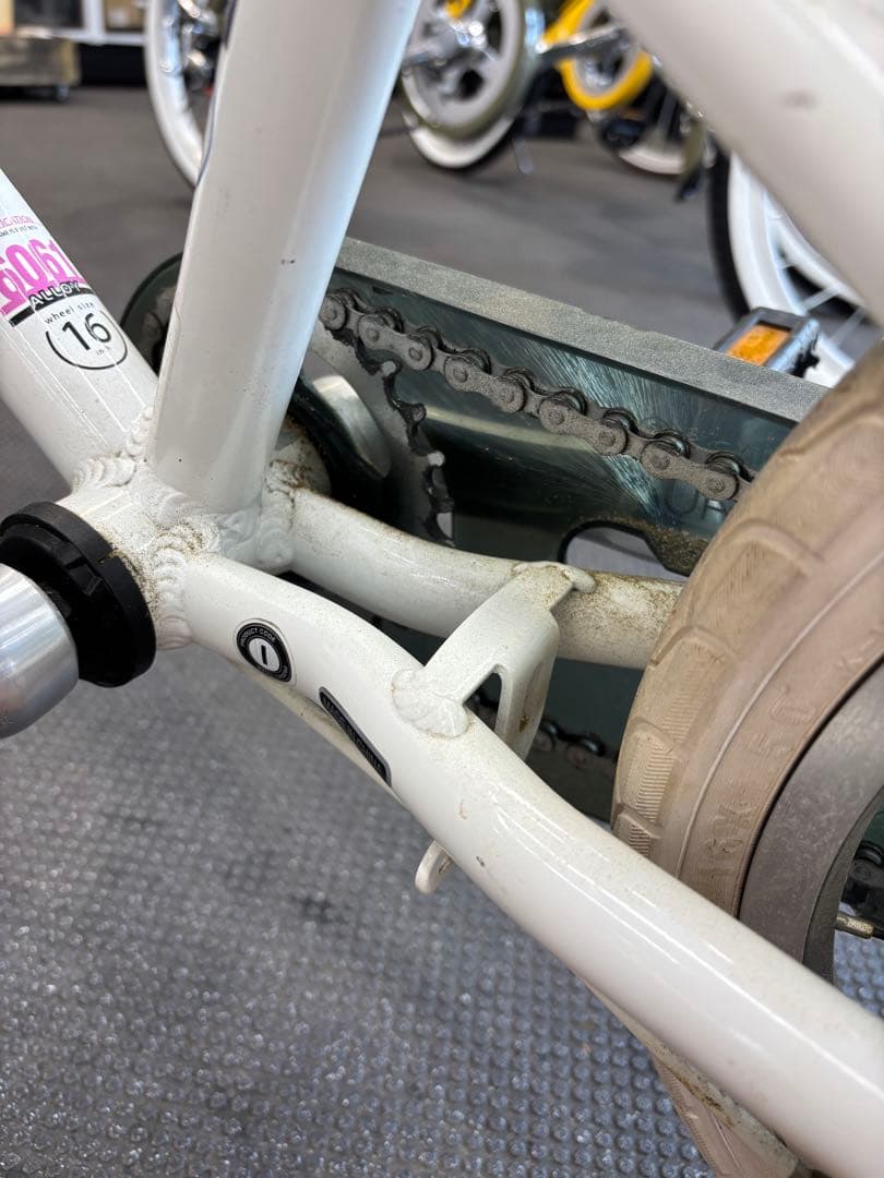 Apple　ルイガノ　キッズ　自転車　16インチ