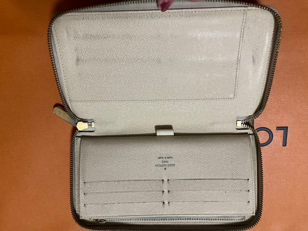 LOUIS VUITTON ダミエグラフィット ジッピーオーガナイザーセット割有