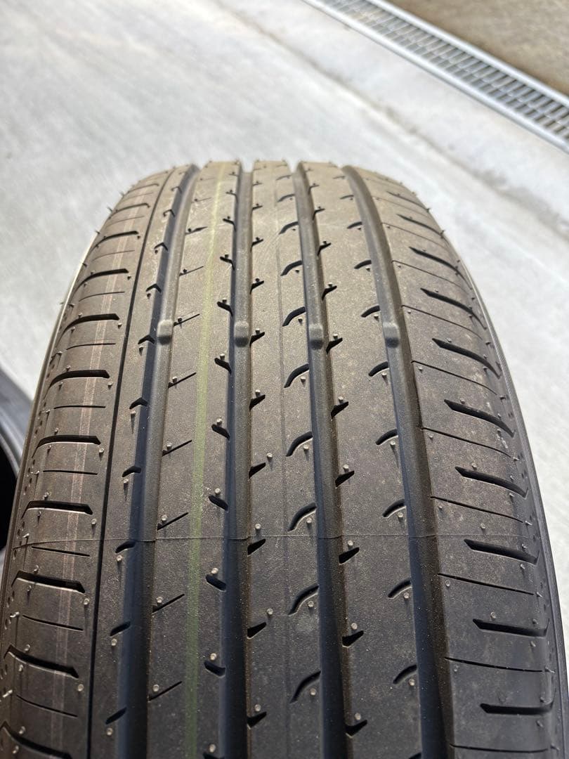 YOKOHAMA ADVAN V03 225/60R18 アルファード純正 4本