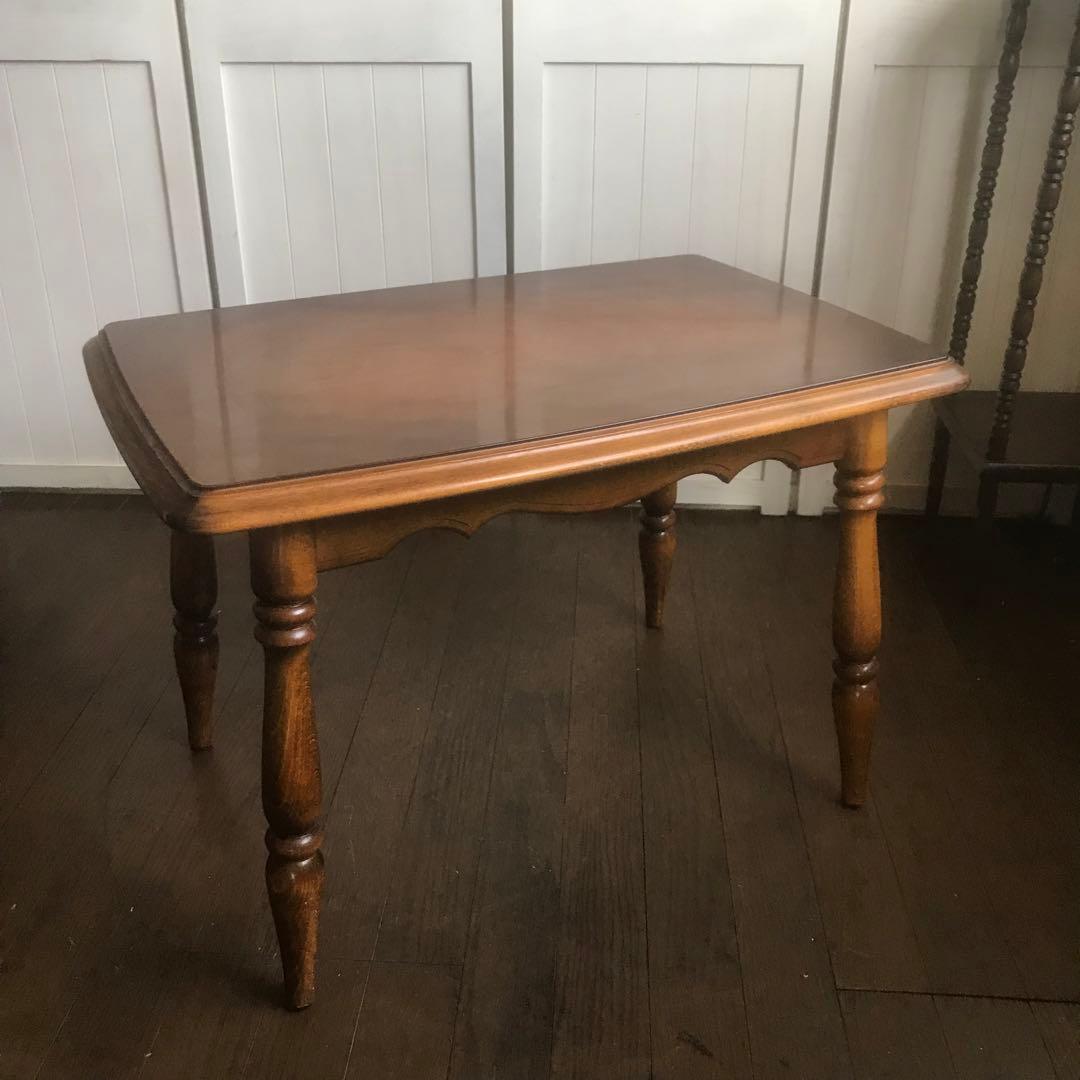 カリモク コロニアル　リビングテーブル