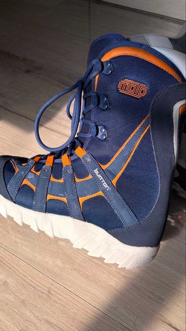 burton moto USサイズ9 中古美品。