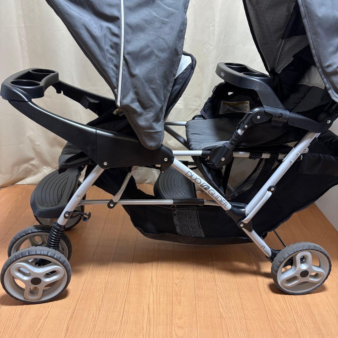 【2021年製】グレコ DuoGlider 二人乗りベビーカー 縦型 双子 年子