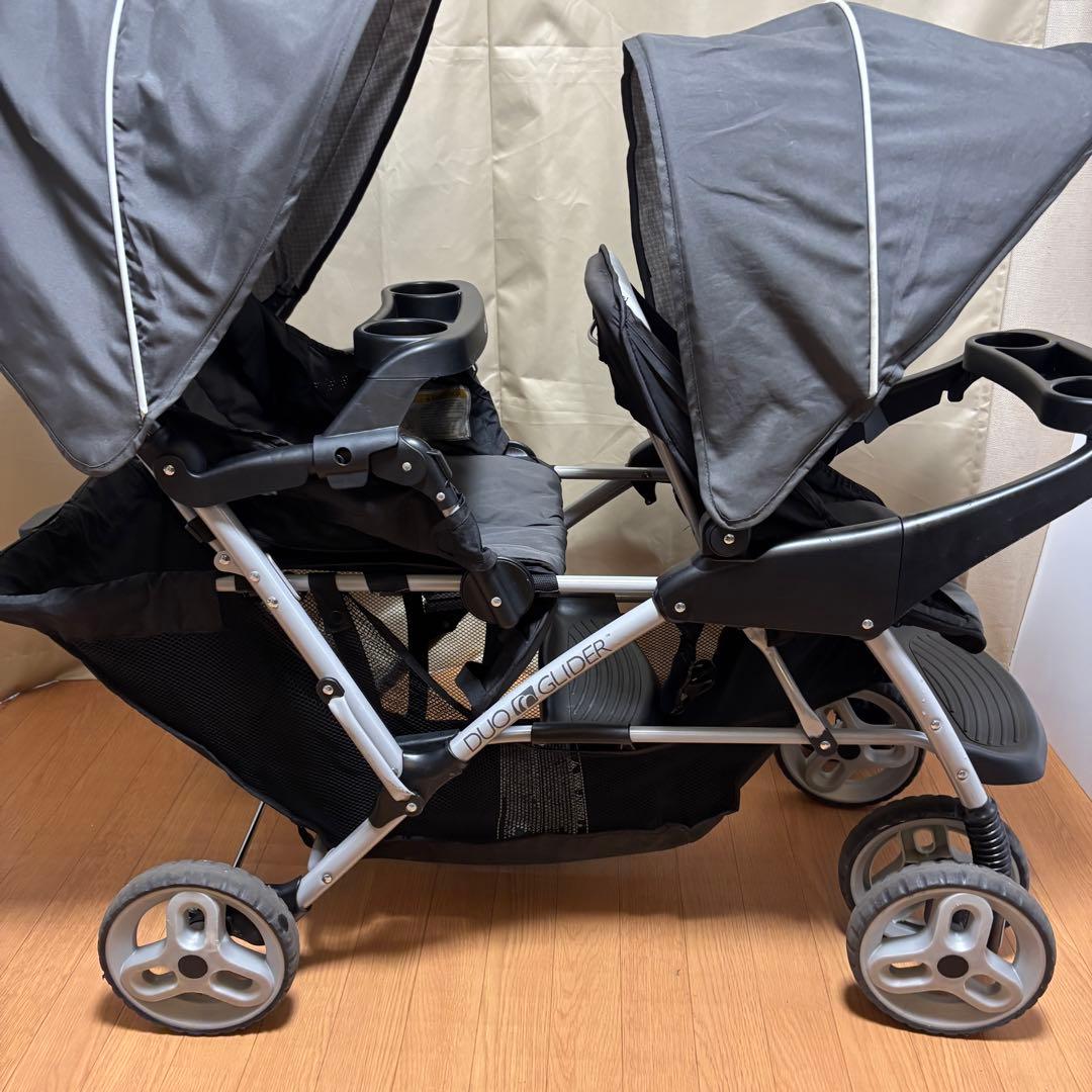 【2021年製】グレコ DuoGlider 二人乗りベビーカー 縦型 双子 年子