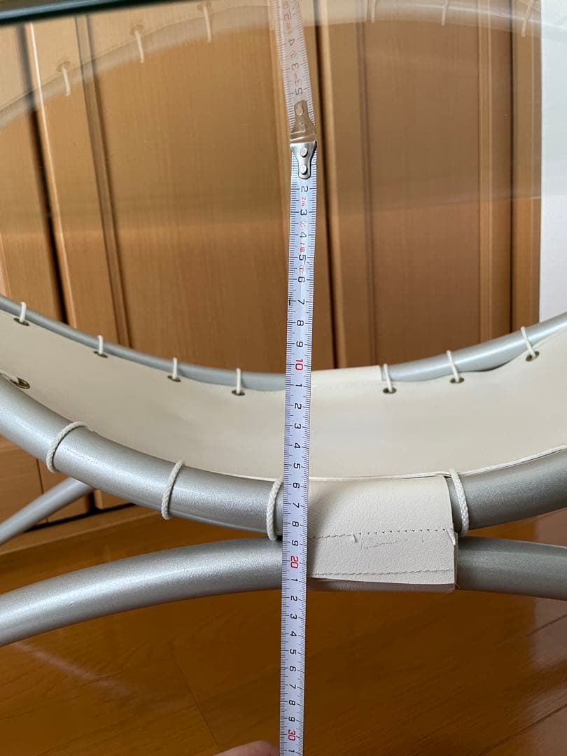 ガラステーブル　楕円テーブル　家具　インテリア