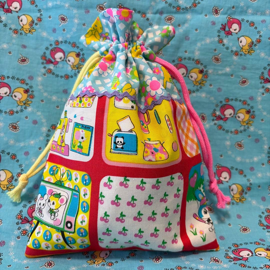 フェリシモ手芸キットクチュリエ　おでかけ刺しゅう小物の会　石井寛子　刺繍