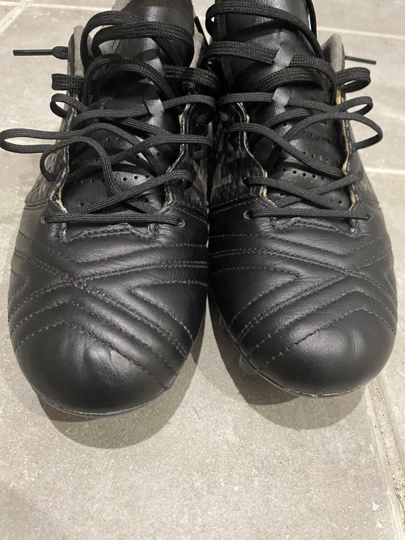 アシックス　ウルトレッツァAI