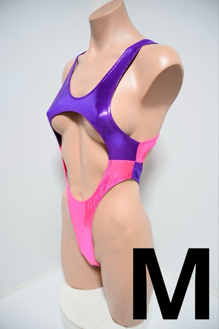 紫とピンクのワンピース水着