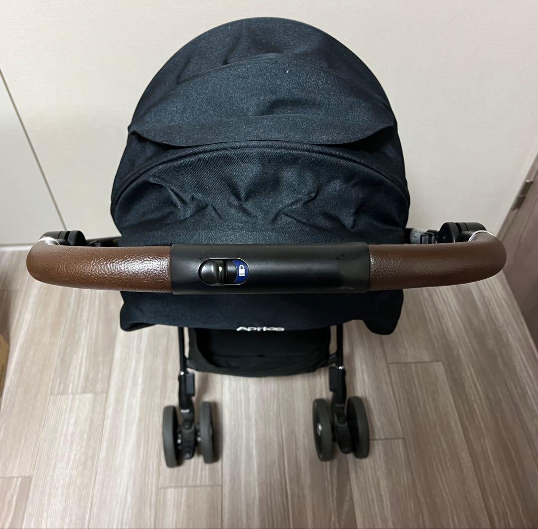 アップリカベビーカー　ラクーナクッションフリープラス　インディゴブラック