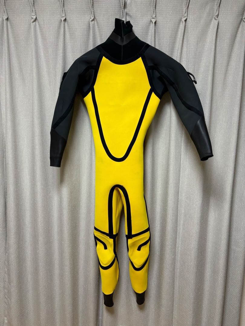 O'NEIL(オニール) 3mm ドライスーツ メンズ MLサイズ相当