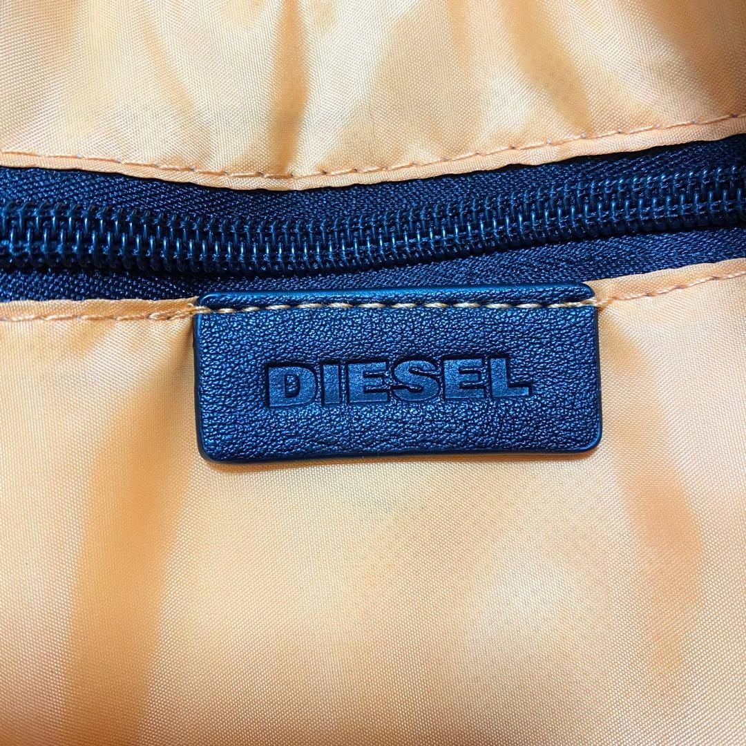 【美品】DIESEL デニム ボディバッグ ショルダー メッセンジャー 大容量