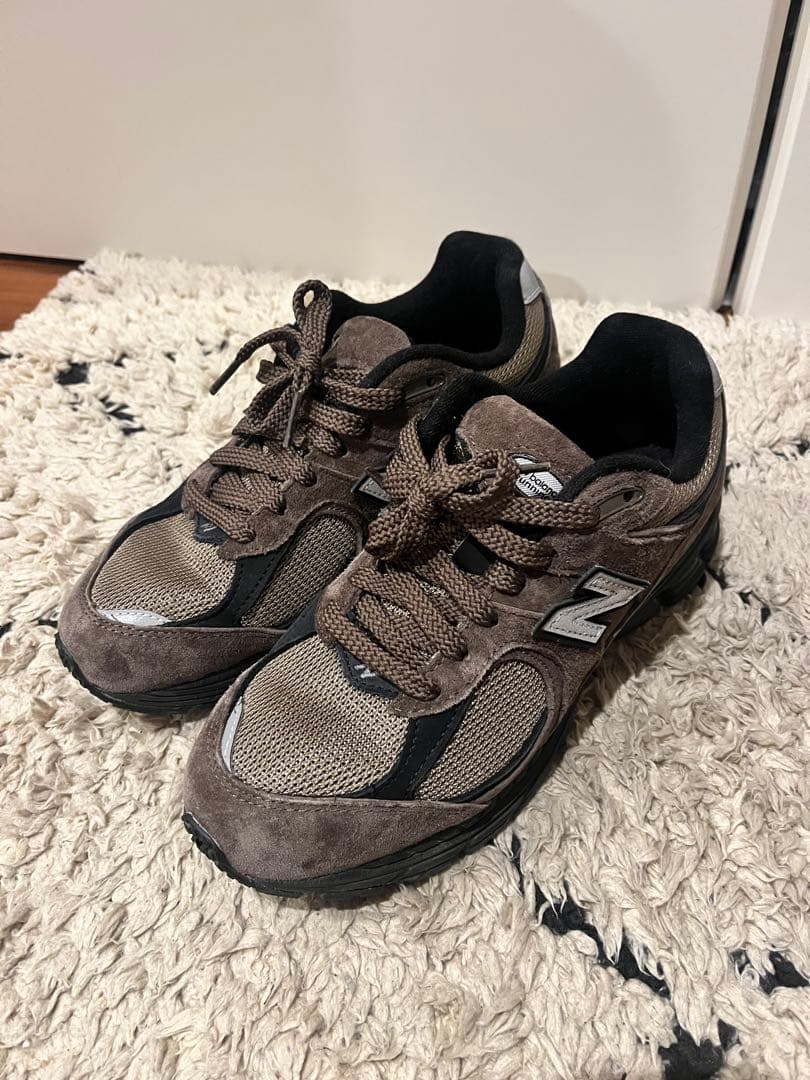 美品 23センチ new balance 2002R U2002RAB